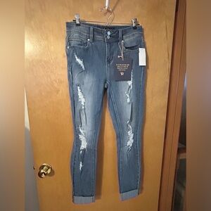 Indigo Rein ankle jeans NWT 9